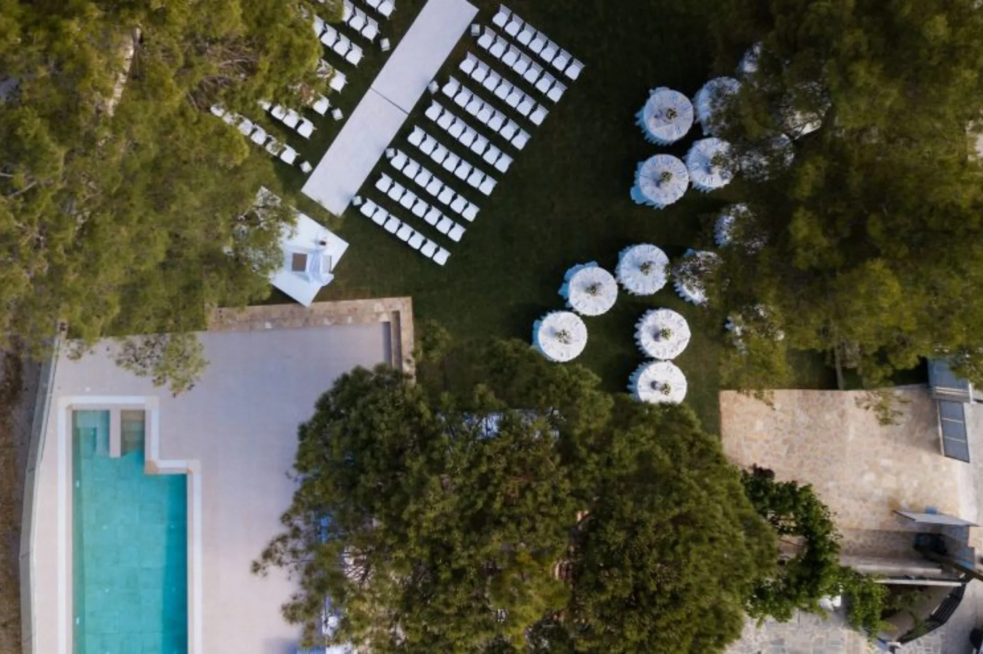 Gardenia Villa – esküvői helyszín légi felvételen